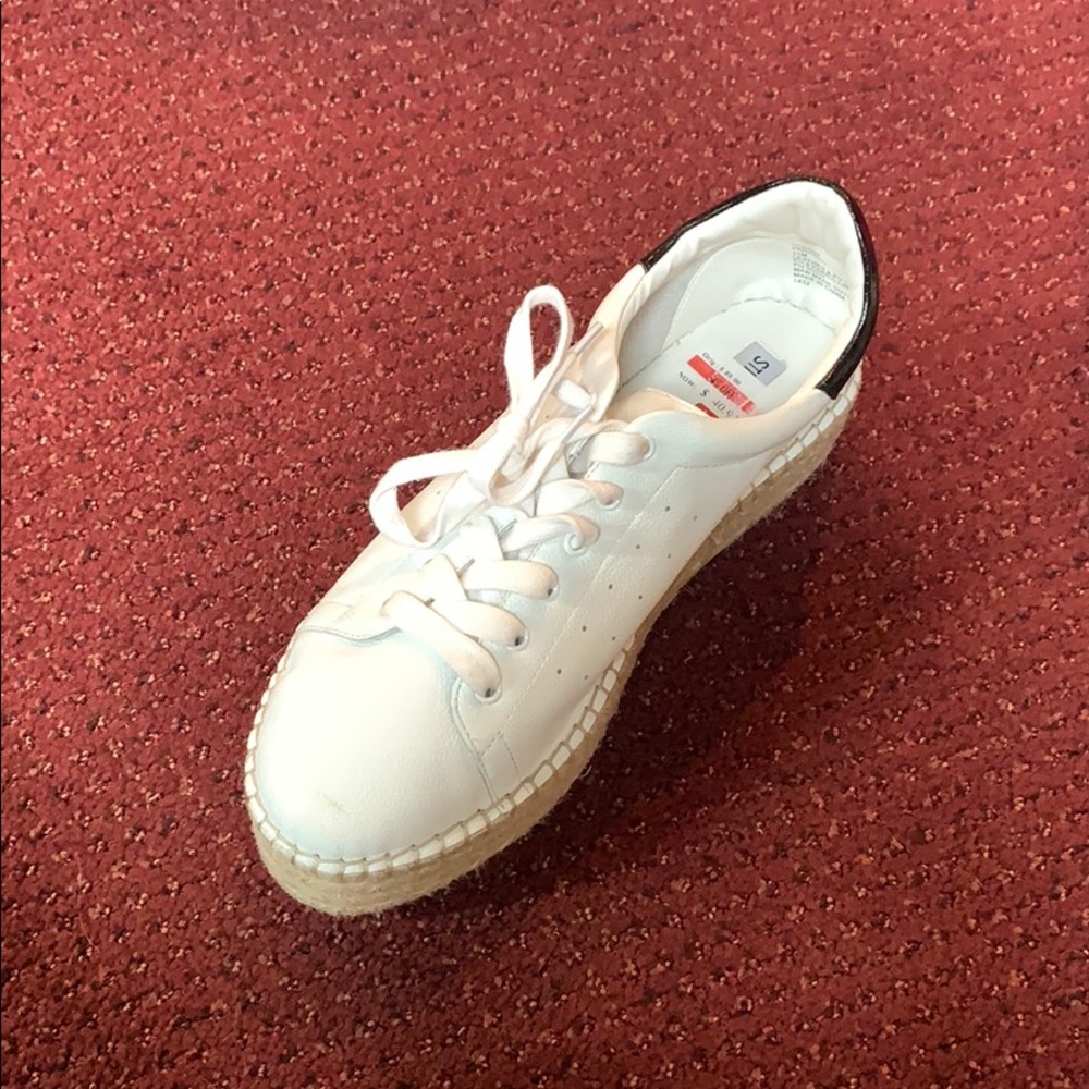 Steve Madden platform tennis shoes